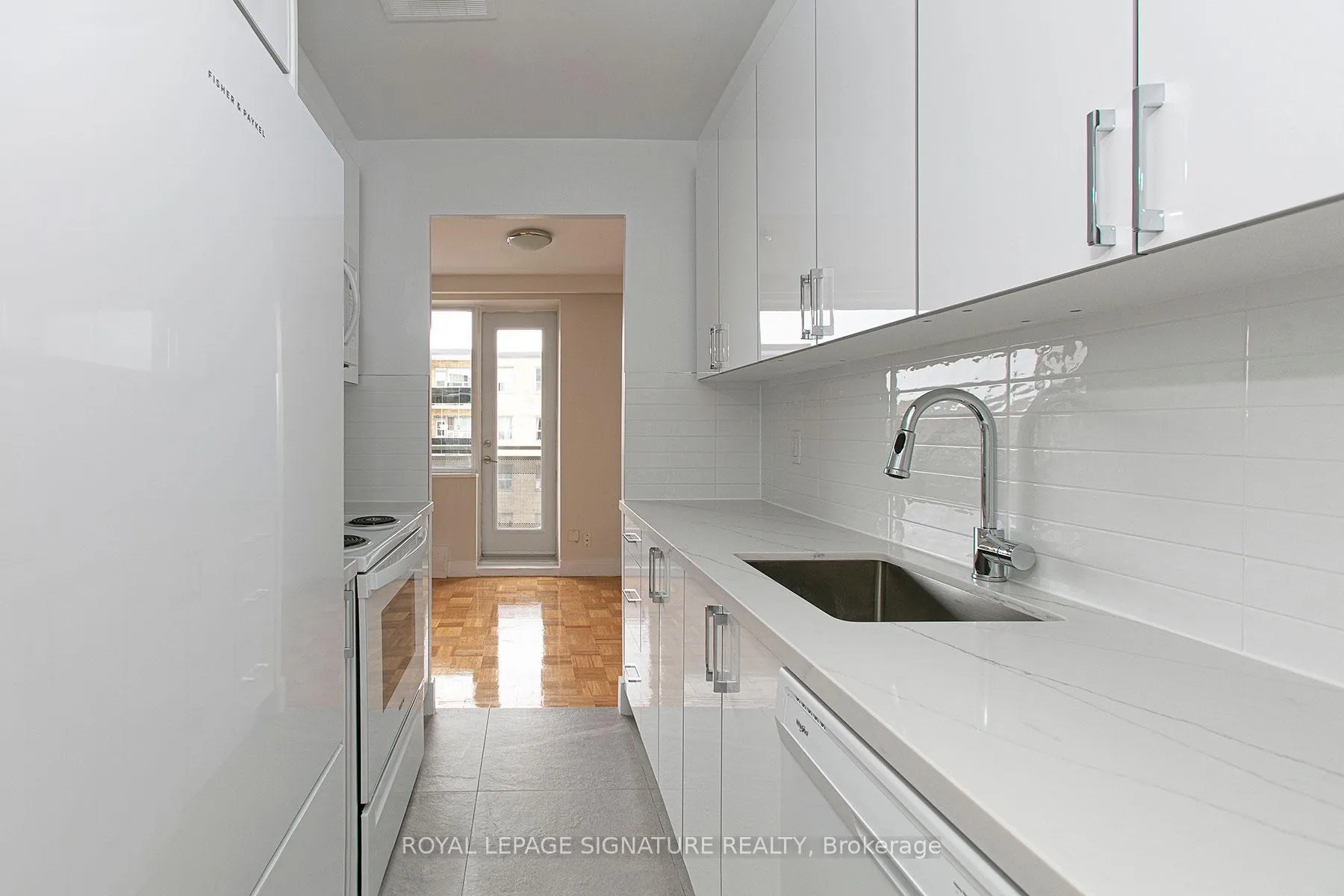 Photo 3 of Unit 409, 2 Grandstand Place, Toronto, Thorncliffe Park — HOMEH