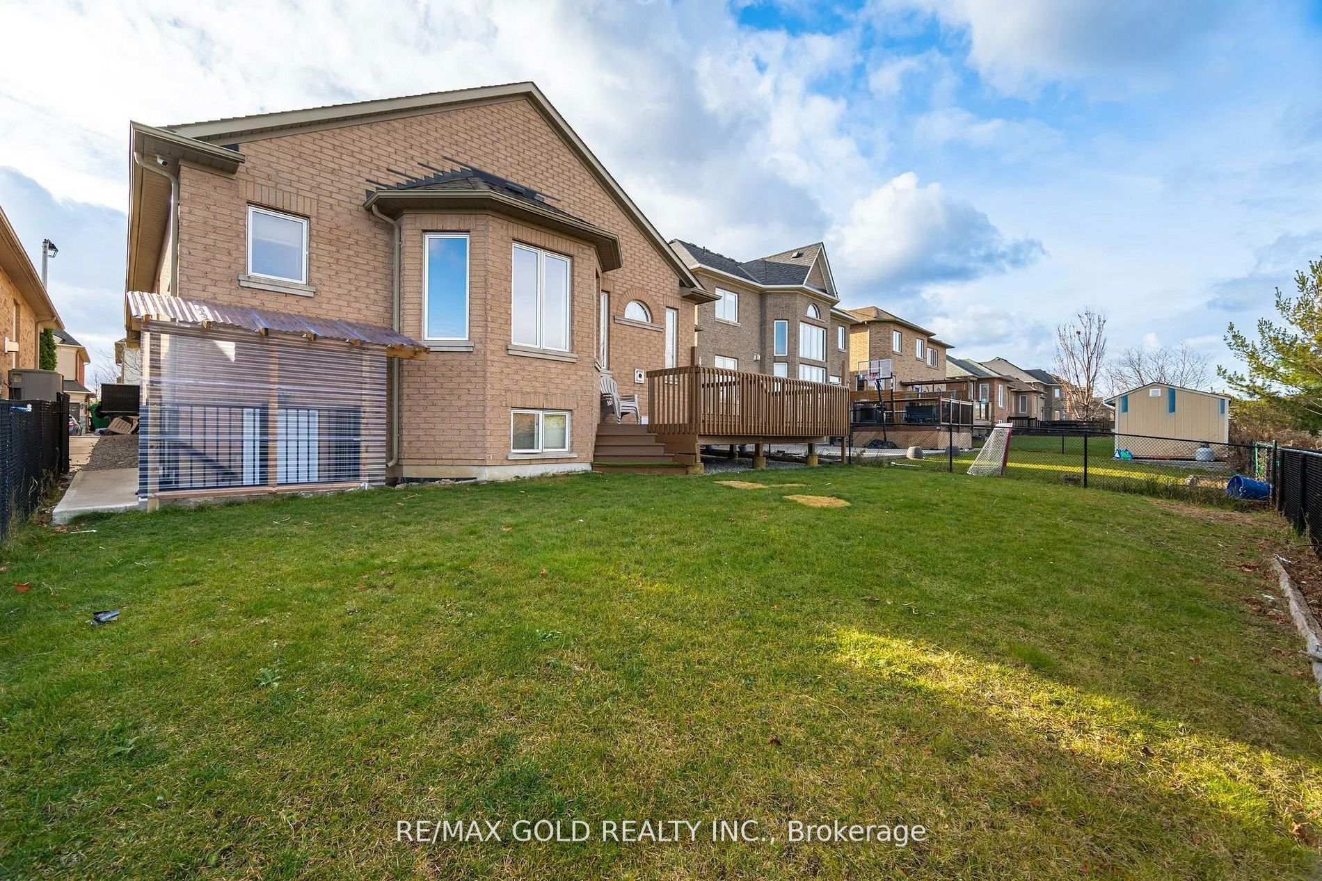 Photo 26 of 21 Eaglesprings Crescent, Brampton, Bram East — HOMEH