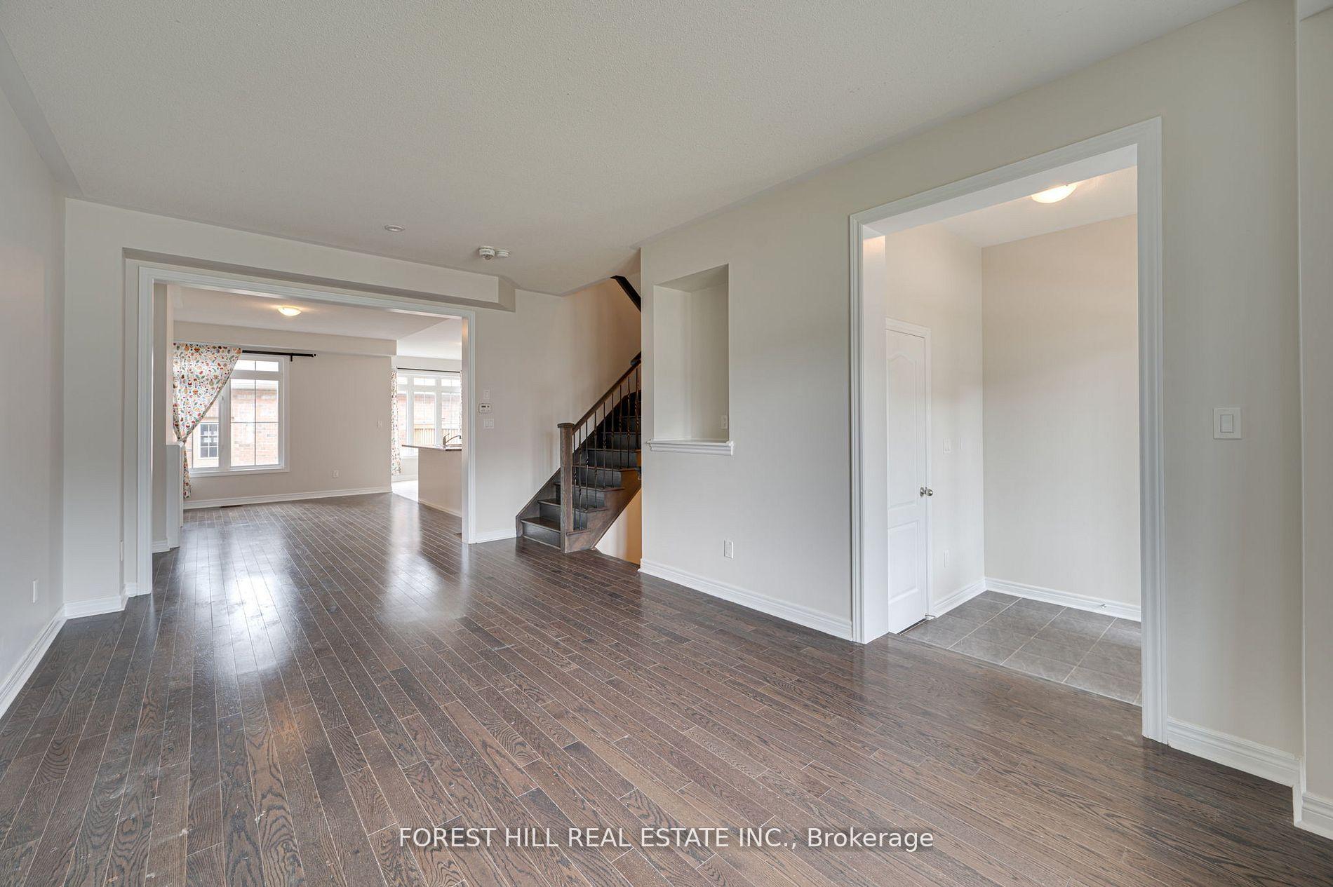 Photo 7 of 240 Inspire Boulevard, Brampton, Sandringham-Wellington North — HOMEH
