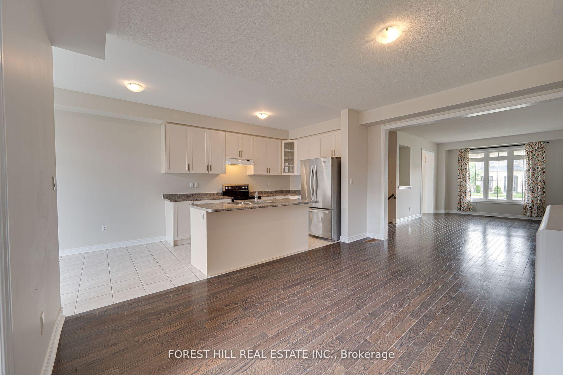 Photo 11 of 240 Inspire Boulevard, Brampton, Sandringham-Wellington North — HOMEH