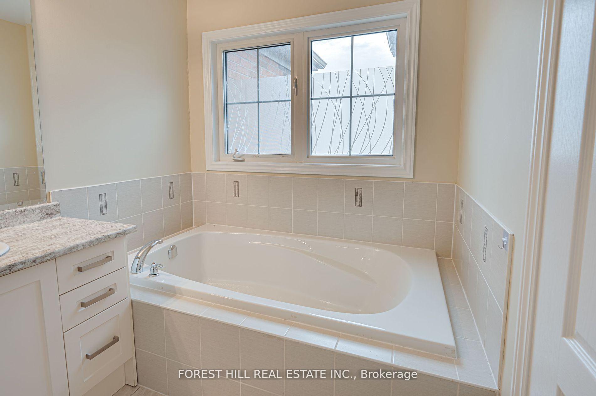 Photo 30 of 240 Inspire Boulevard, Brampton, Sandringham-Wellington North — HOMEH
