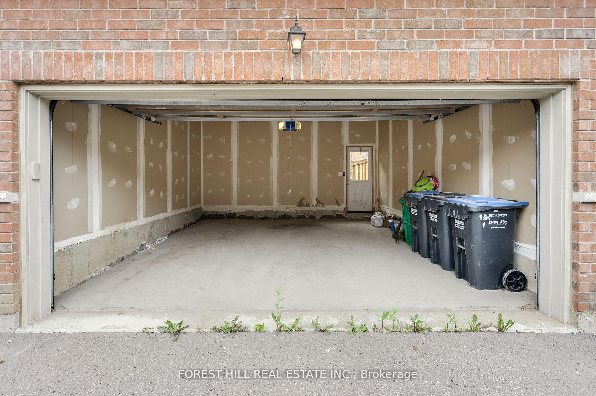 Photo 33 of 240 Inspire Boulevard, Brampton, Sandringham-Wellington North — HOMEH