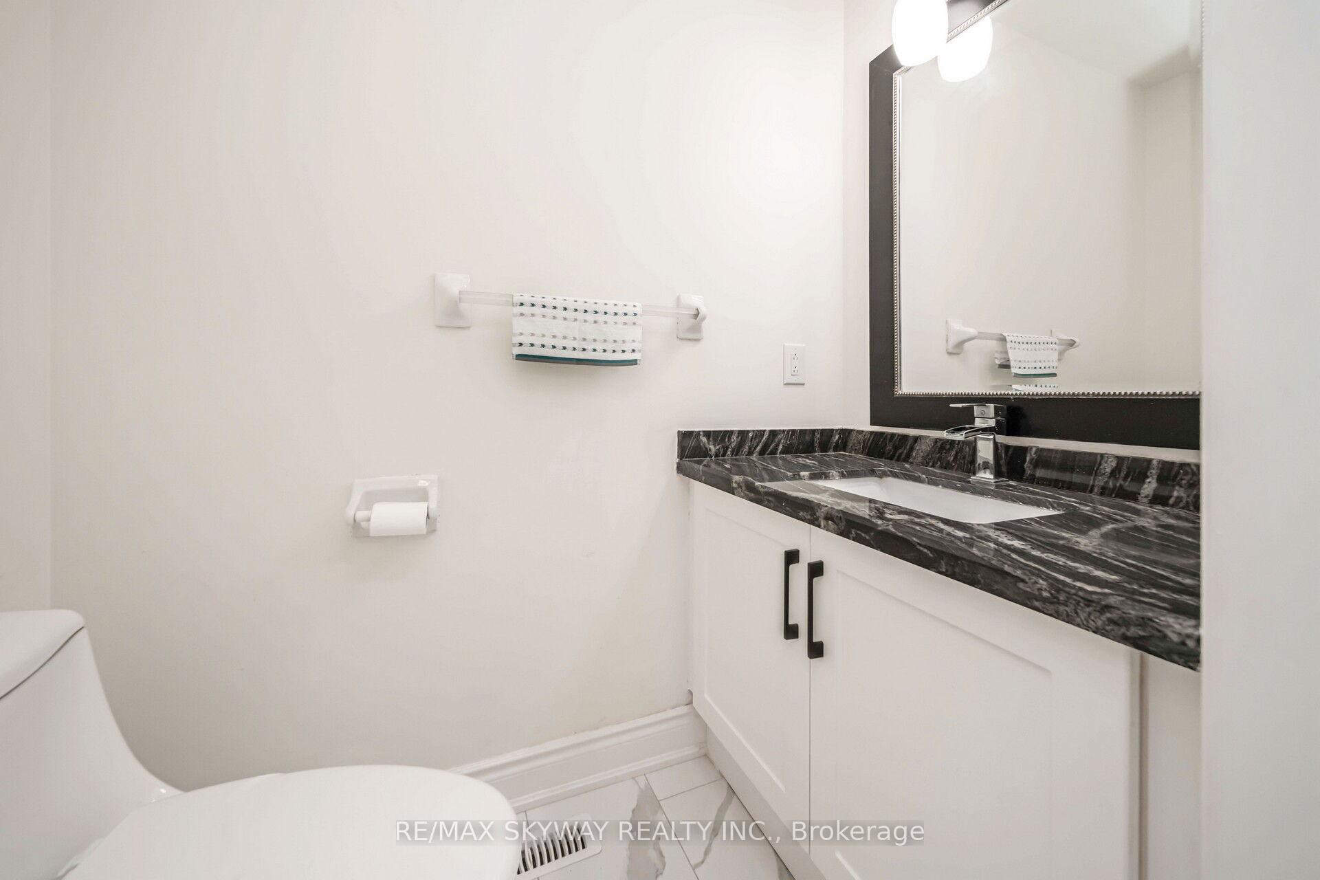 Photo 15 of 137 Seaside Circle, Brampton, Sandringham-Wellington — HOMEH