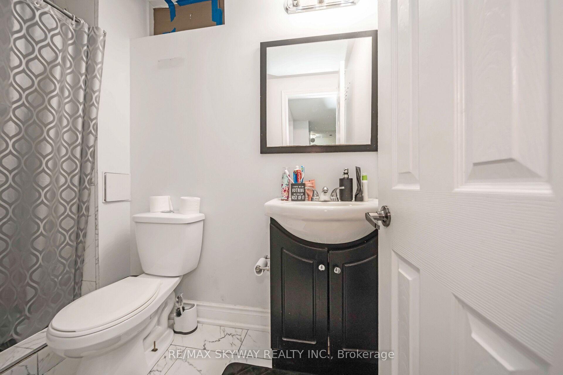 Photo 36 of 137 Seaside Circle, Brampton, Sandringham-Wellington — HOMEH