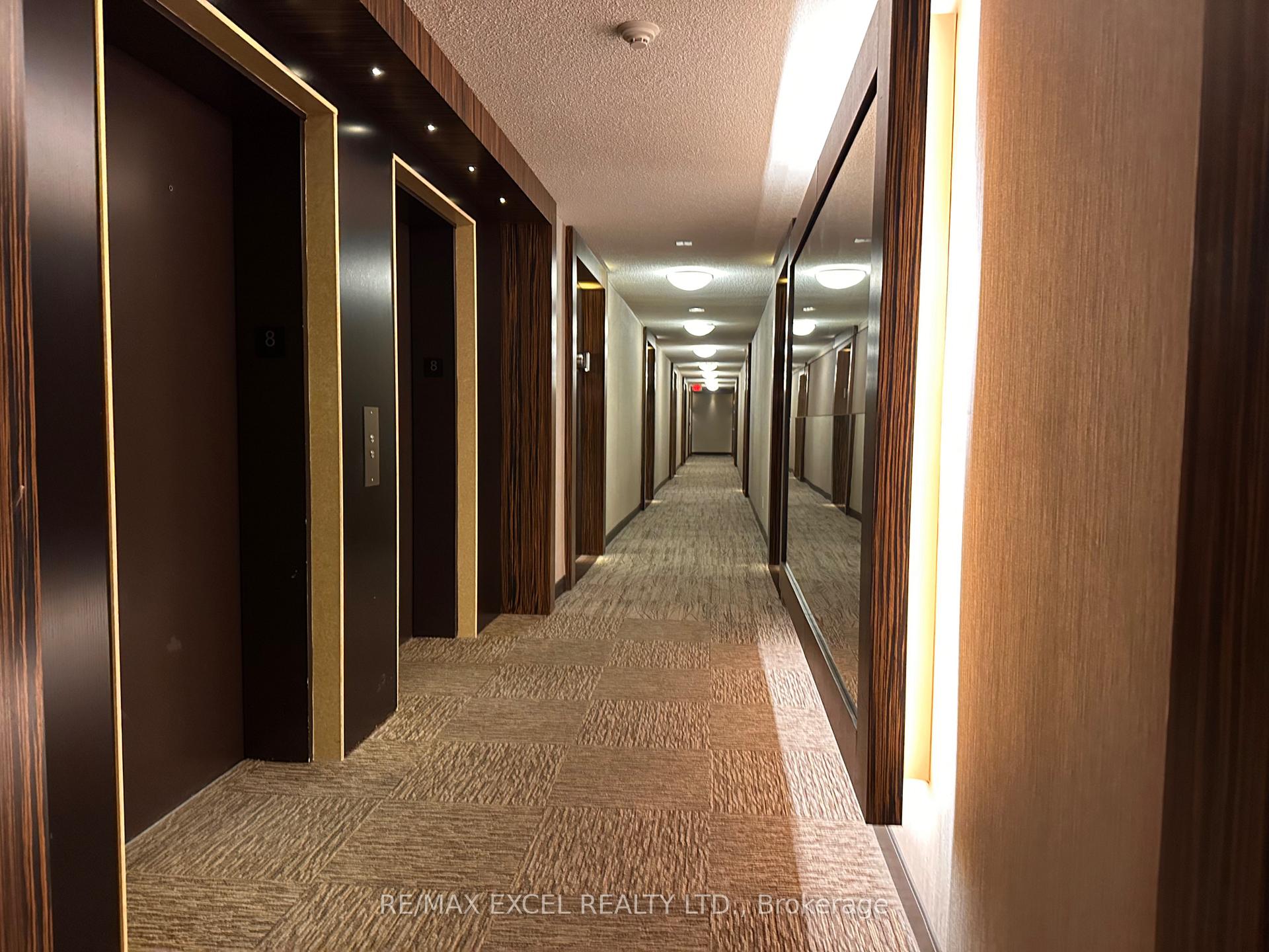 Photo 3 of Unit 811, 273 South Park Road, Markham, Commerce Valley — HOMEH