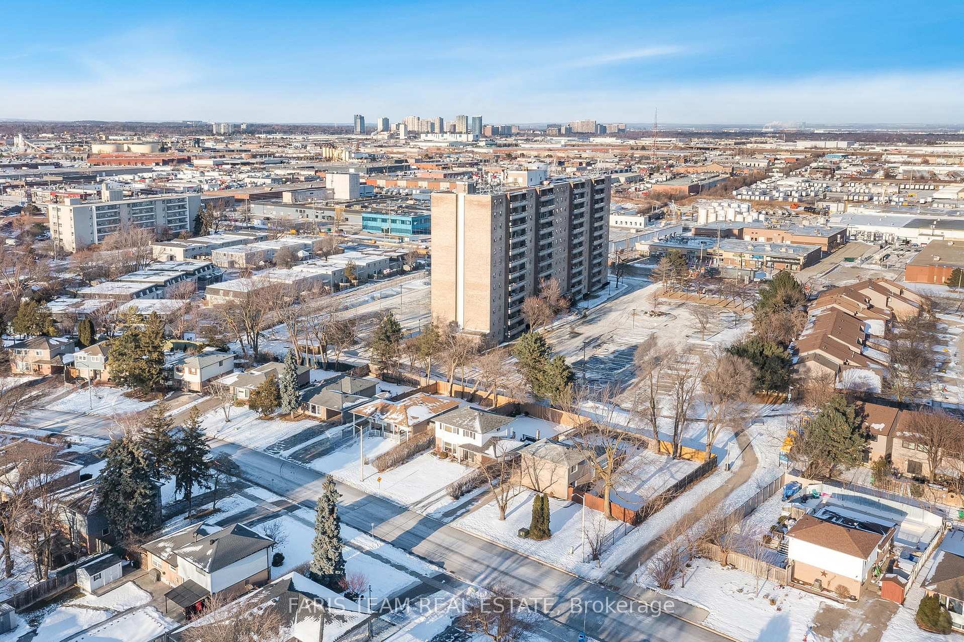 Photo 15 of 274 Bartley Bull Parkway, Brampton, Brampton East — HOMEH