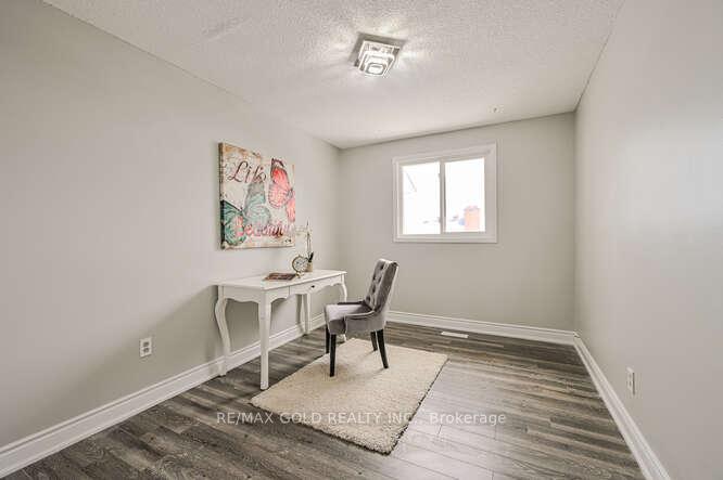 Photo 27 of 12 Rusthall Way, Brampton, Madoc — HOMEH