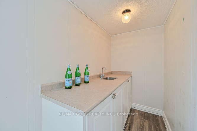Photo 37 of 12 Rusthall Way, Brampton, Madoc — HOMEH
