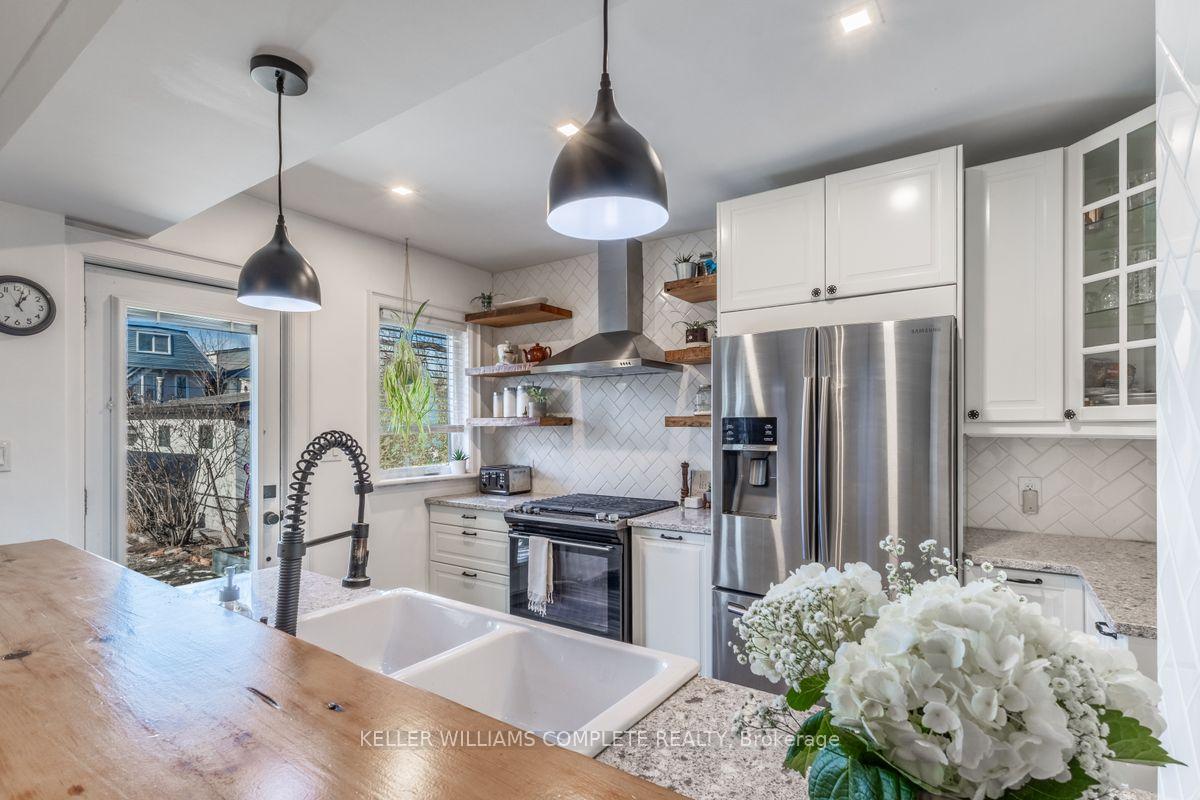 Photo 14 of 40 Linwood Avenue, Hamilton, Kirkendall — HOMEH