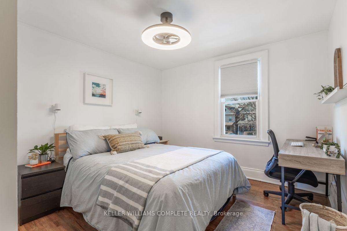 Photo 23 of 40 Linwood Avenue, Hamilton, Kirkendall — HOMEH