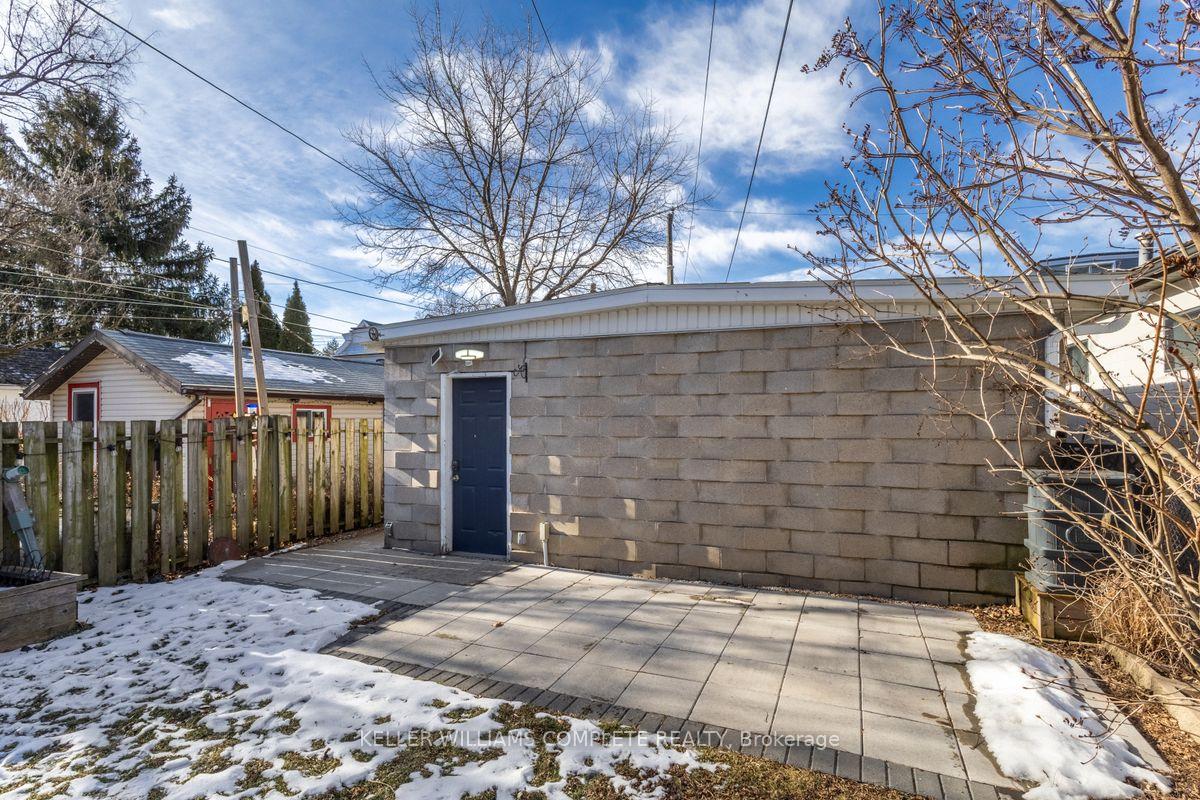 Photo 28 of 40 Linwood Avenue, Hamilton, Kirkendall — HOMEH