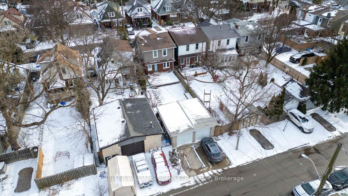 Photo 30 of 40 Linwood Avenue, Hamilton, Kirkendall — HOMEH