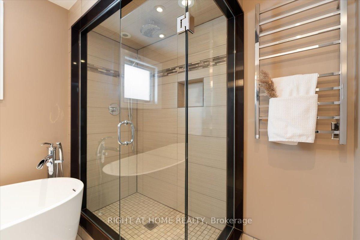 Photo 24 of 14 Grovetree Place, Brampton, Northgate — HOMEH