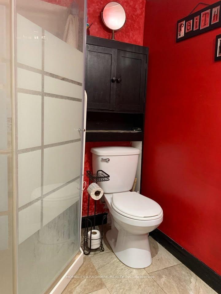 Photo 8 of 274 Pinnacle Trail, Aurora, Bayview Wellington — HOMEH
