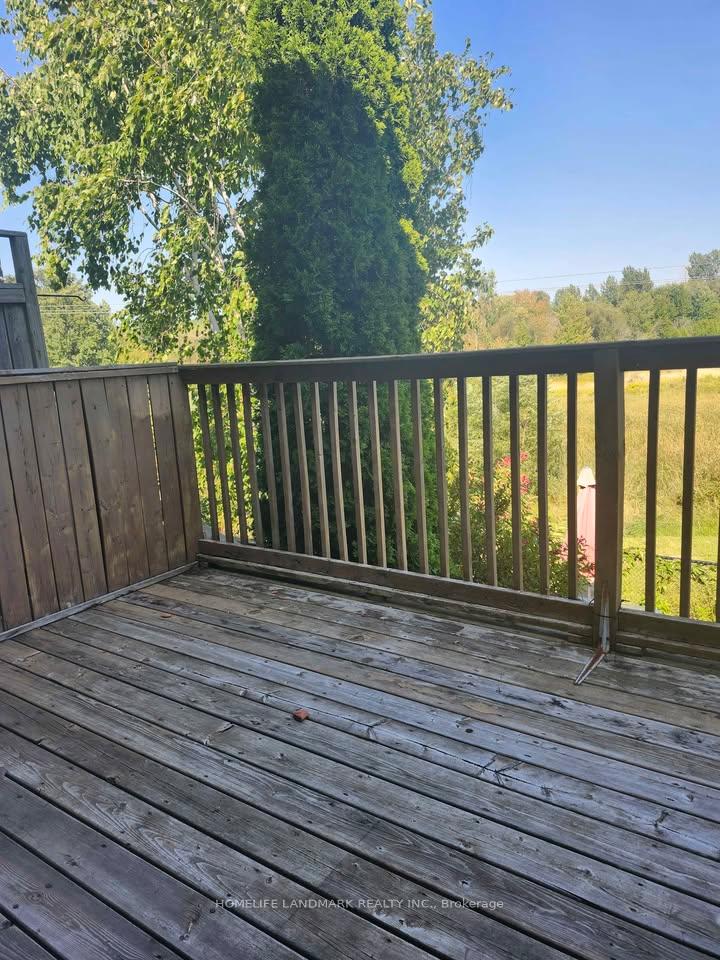 Photo 11 of 274 Pinnacle Trail, Aurora, Bayview Wellington — HOMEH