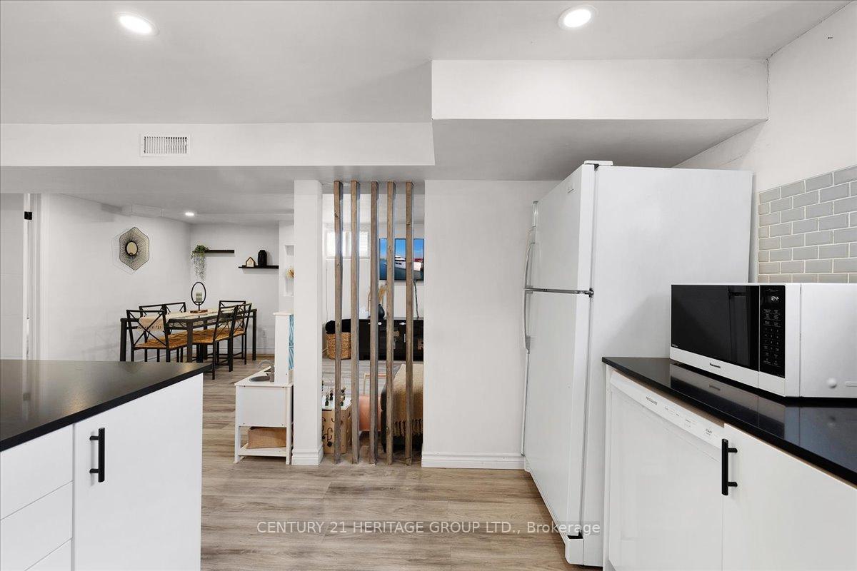 Photo 71 of 65 Bellingham Drive, Hamilton, Lawfield — HOMEH
