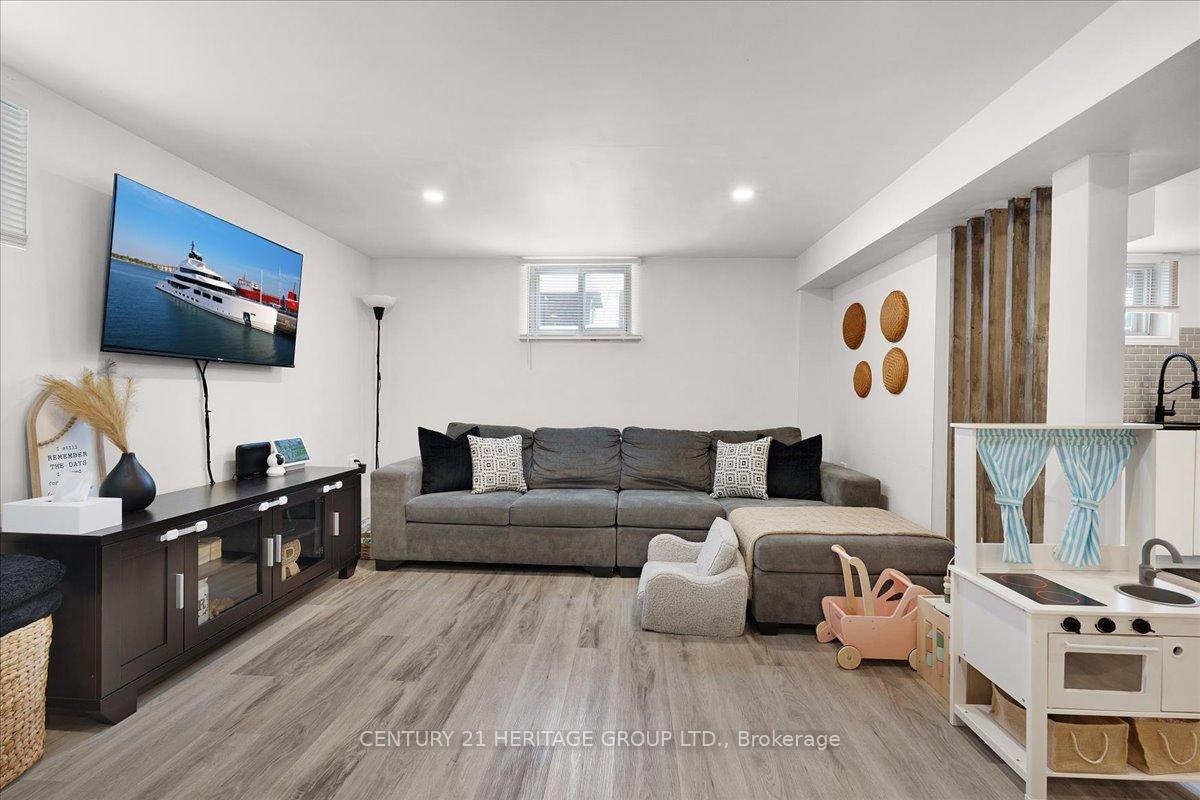 Photo 74 of 65 Bellingham Drive, Hamilton, Lawfield — HOMEH