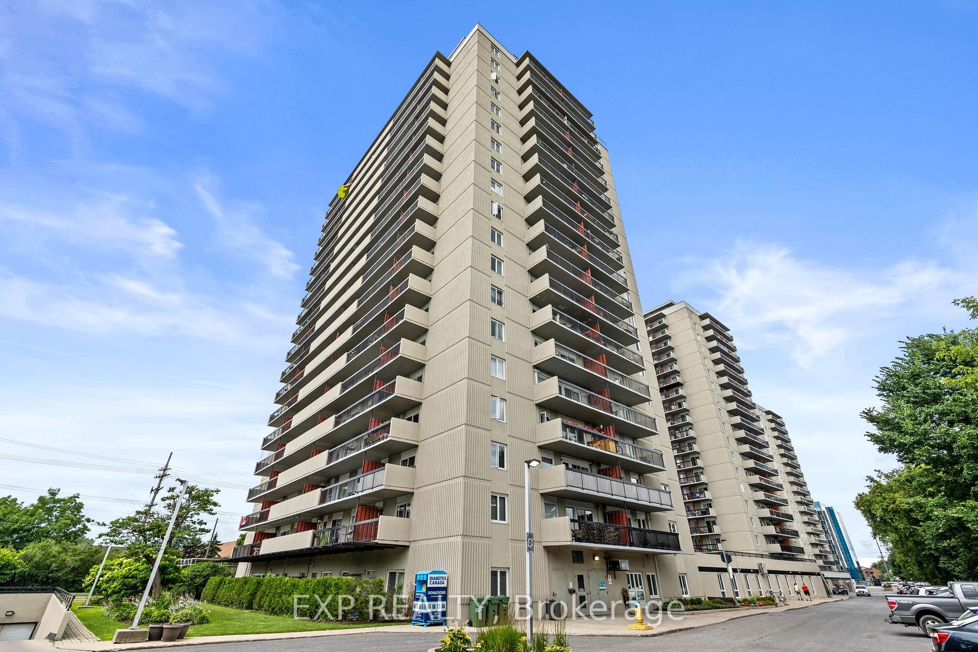 Front of Unit 709, 158C McArthur Avenue