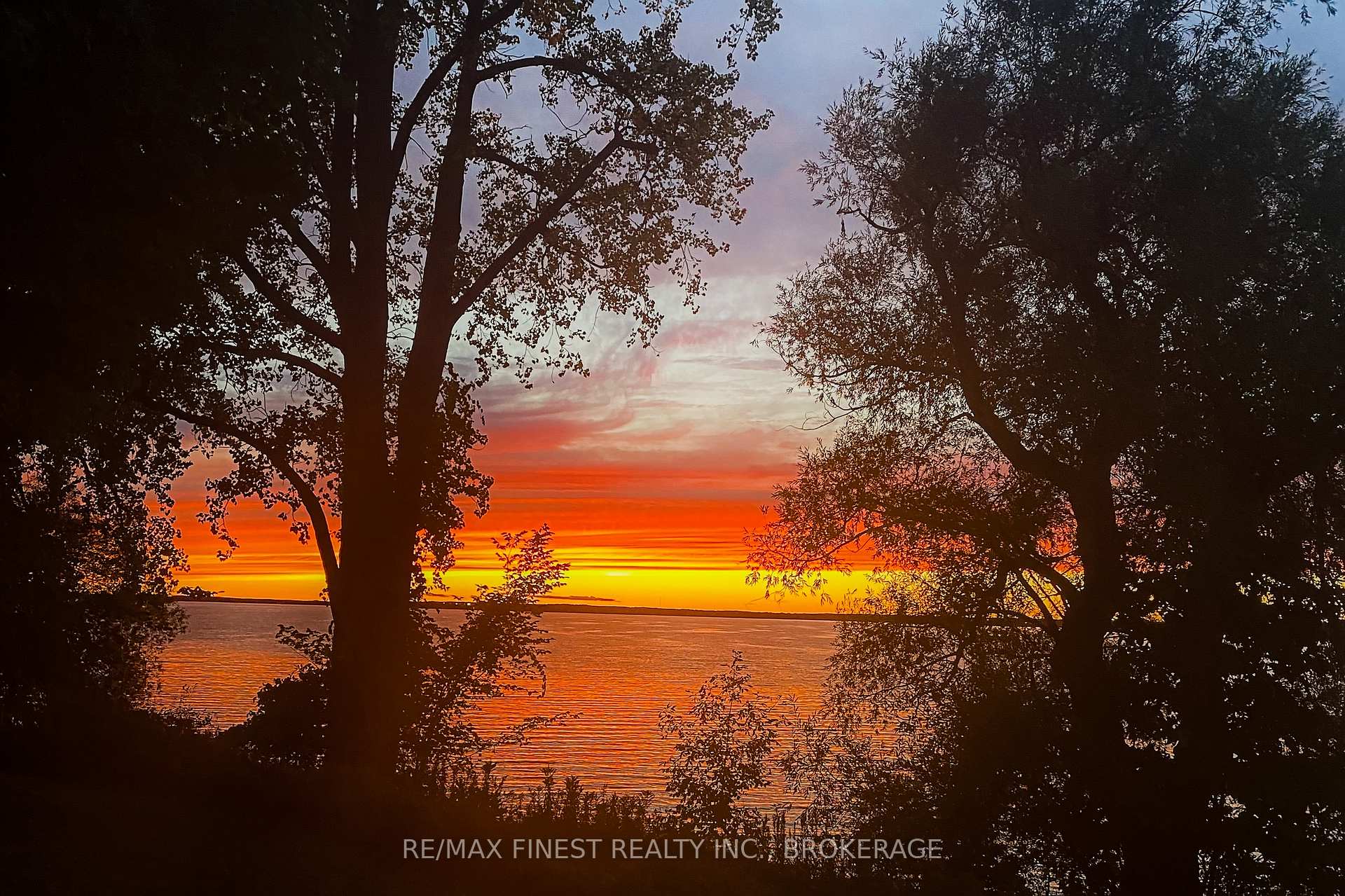 Photo 52 of 1050 Front Road, Frontenac Islands, The Islands — HOMEH