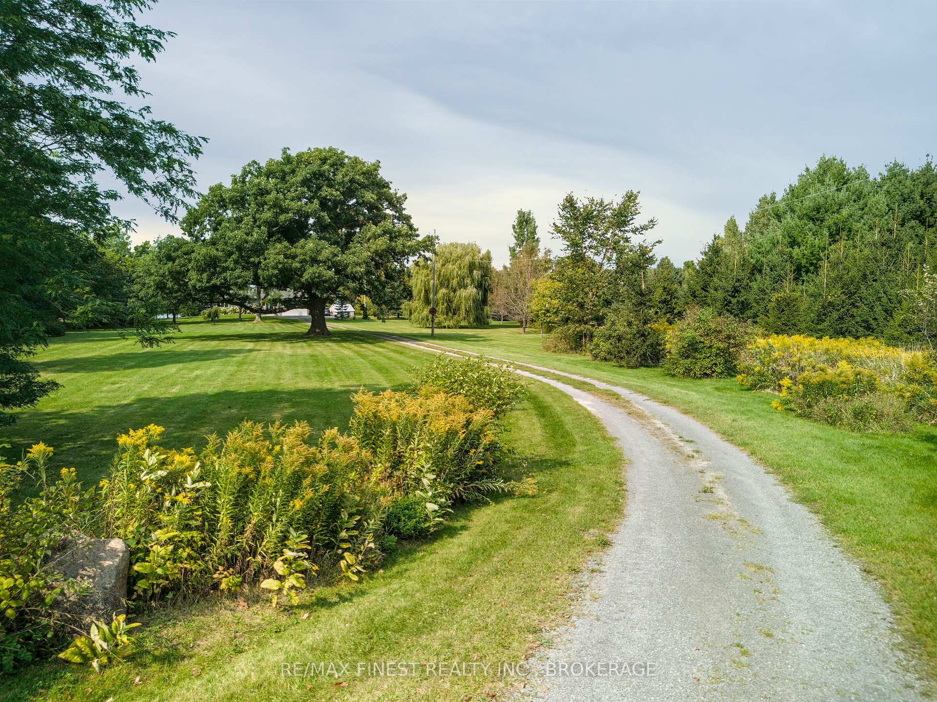 Photo 54 of 1050 Front Road, Frontenac Islands, The Islands — HOMEH