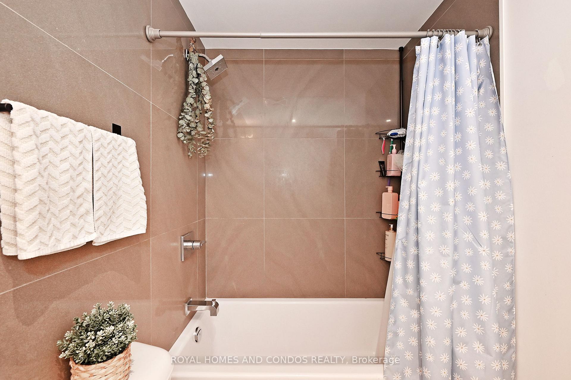 Photo 18 of Unit 1211, 15 Baseball Place, Toronto, South Riverdale — HOMEH