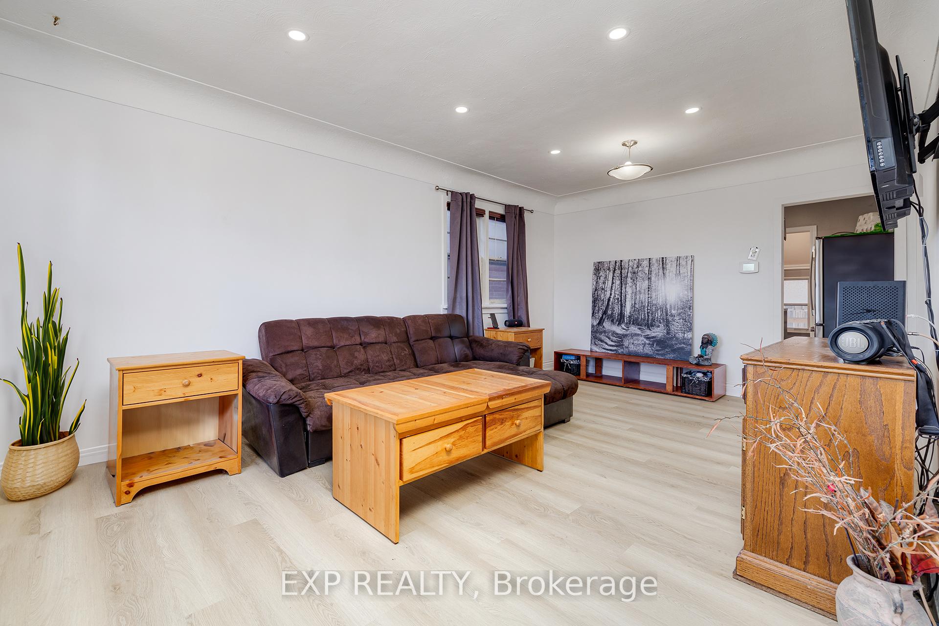 Photo 18 of 103 Ivon Avenue, Hamilton, Normanhurst — HOMEH