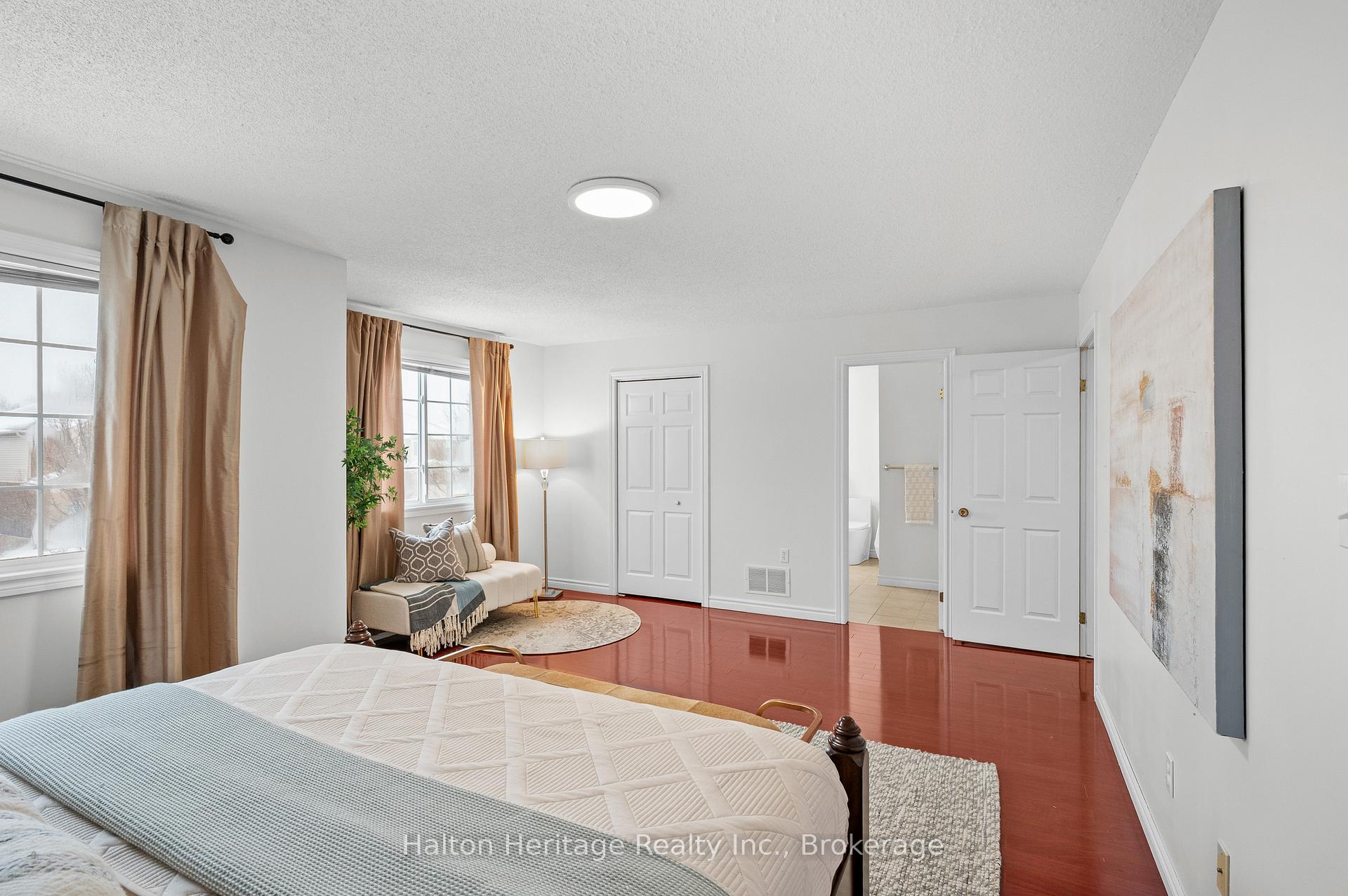 Photo 23 of 100 Thames Way, Hamilton, Mount Hope — HOMEH