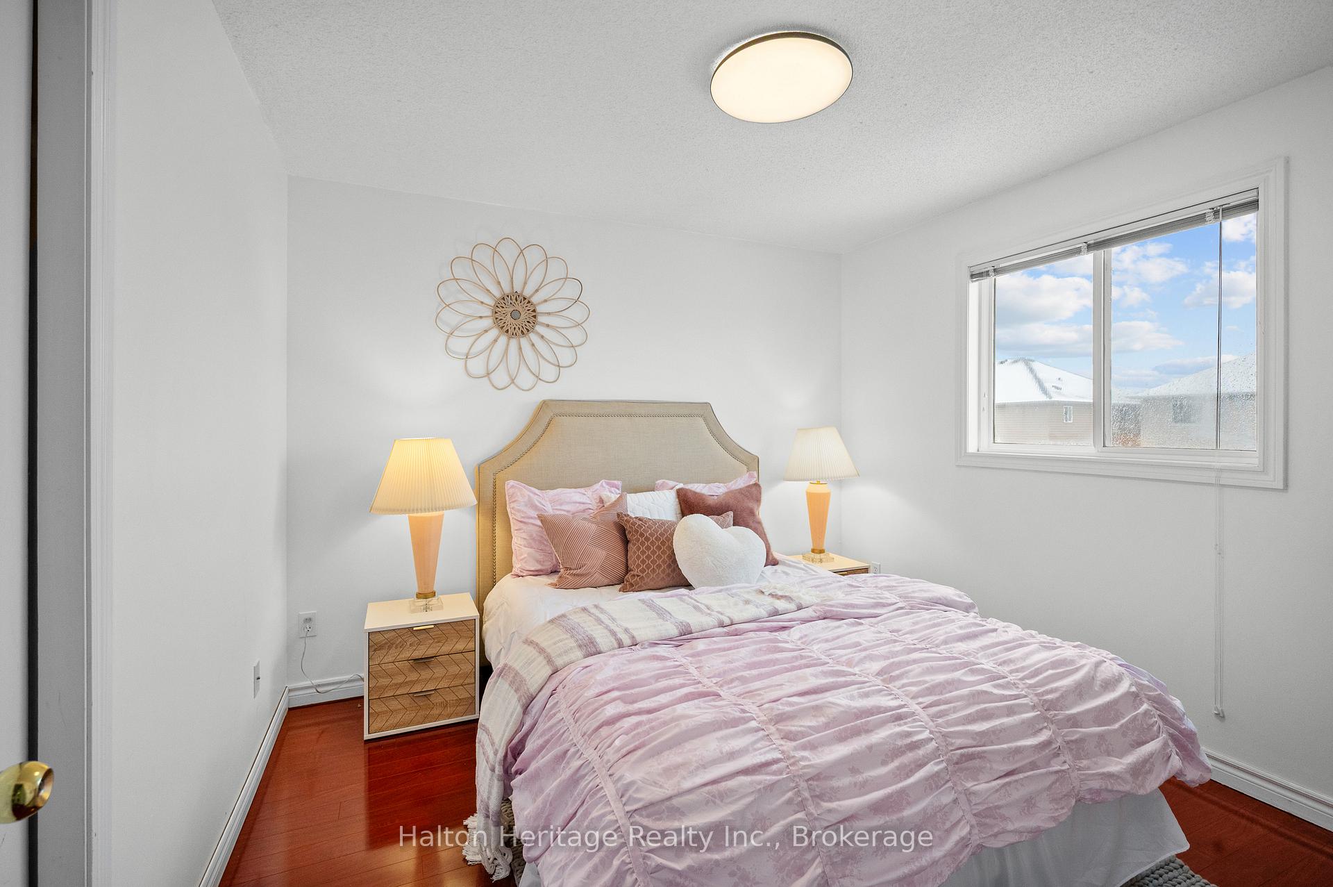Photo 28 of 100 Thames Way, Hamilton, Mount Hope — HOMEH