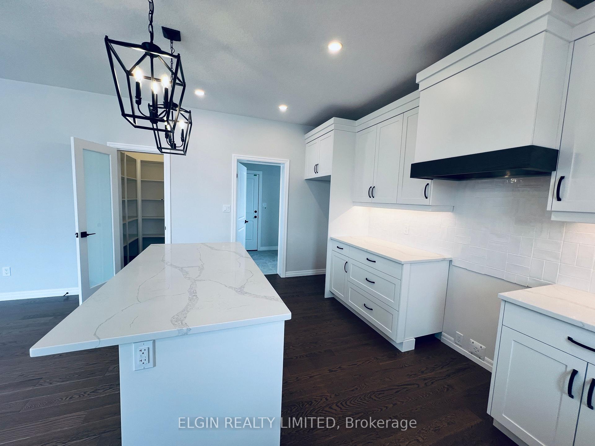Photo 35 of 6 Hartland Circle, St. Thomas — HOMEH
