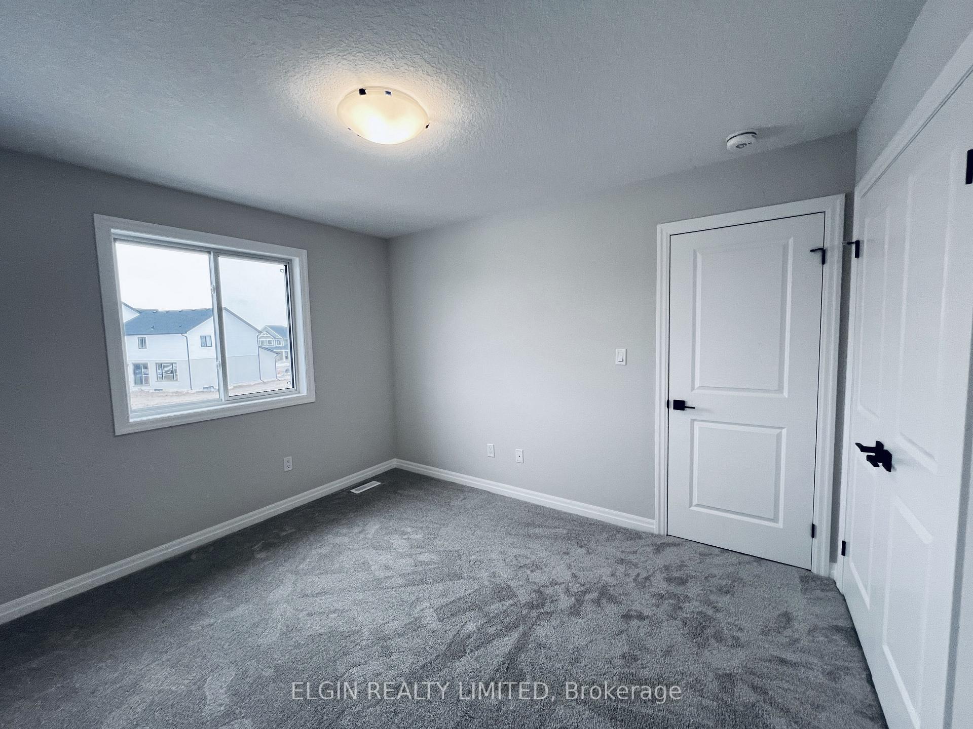 Photo 75 of 6 Hartland Circle, St. Thomas — HOMEH