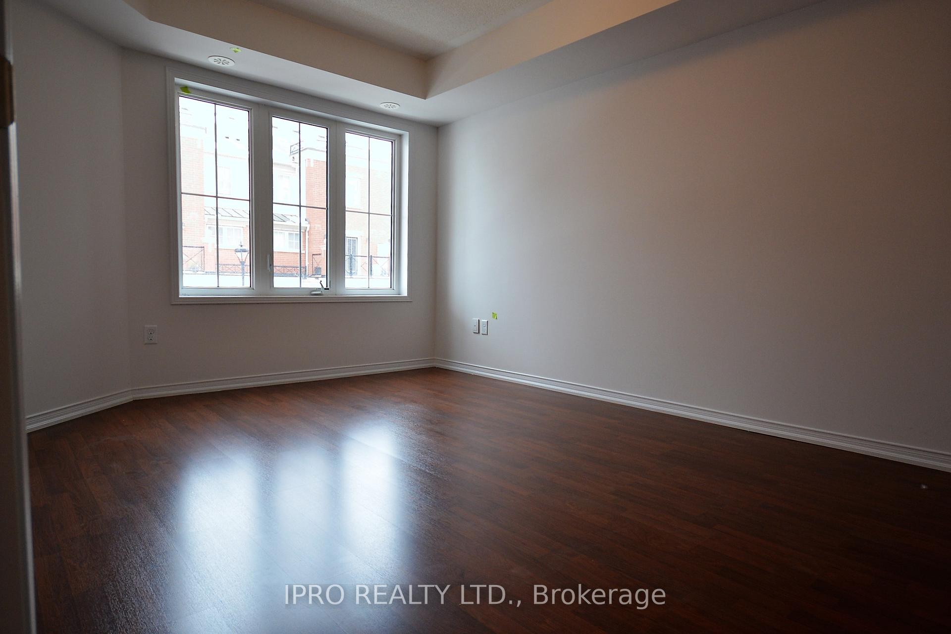 Photo 9 of Unit #10, 2472 Post Road, Oakville, River Oaks — HOMEH