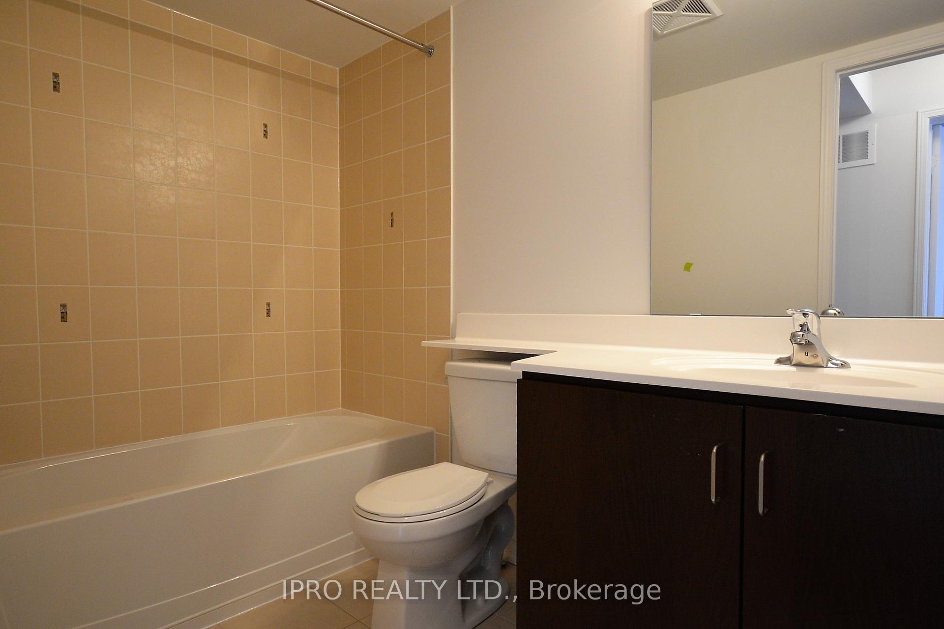 Photo 12 of Unit #10, 2472 Post Road, Oakville, River Oaks — HOMEH