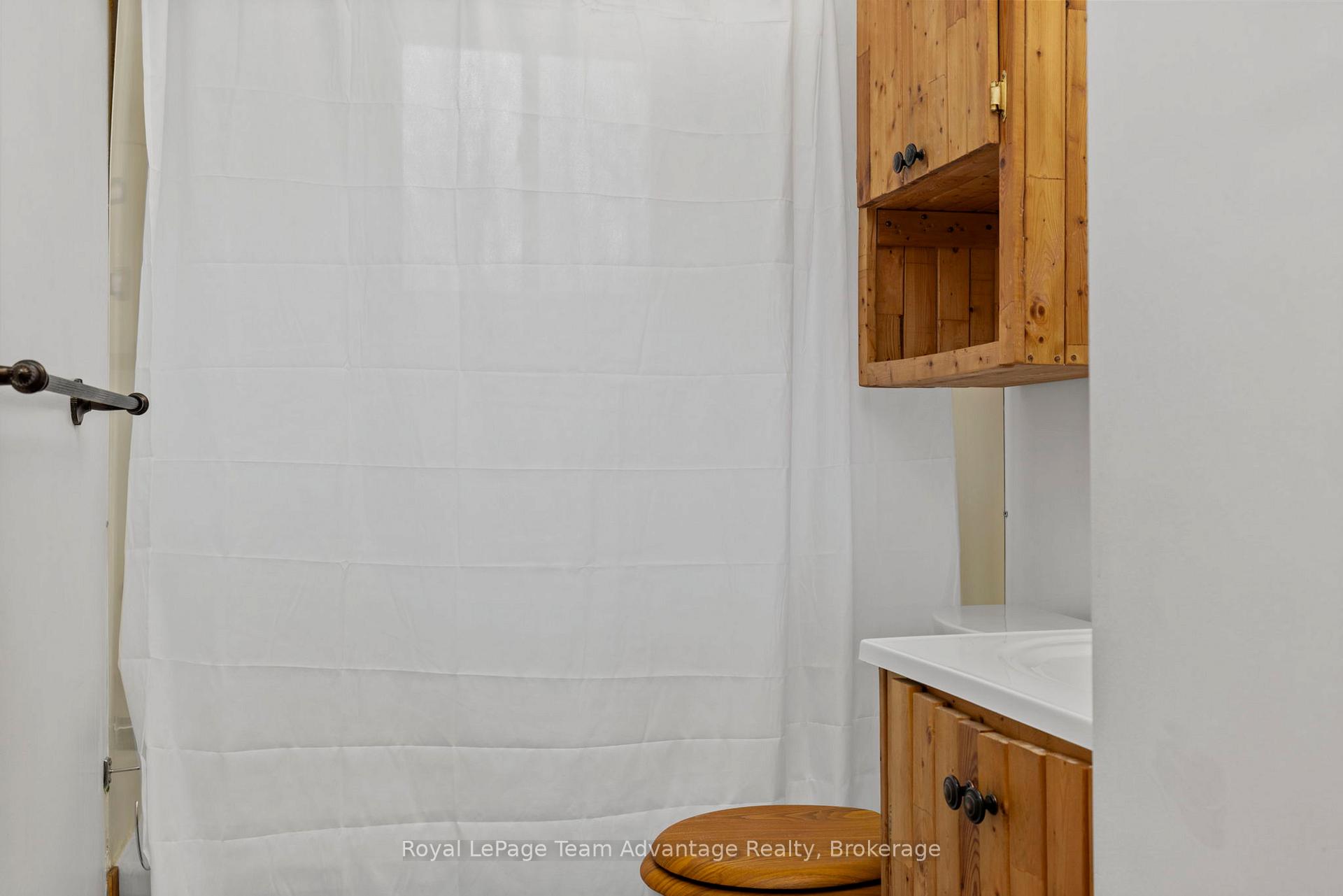 Photo 18 of 9 Smithpine Crescent, McKellar — HOMEH
