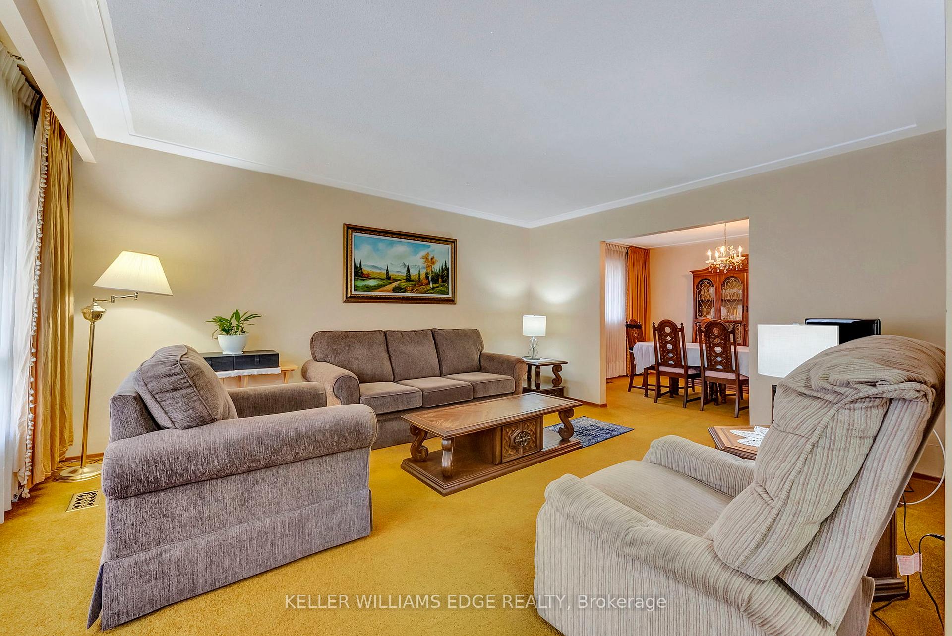 Photo 6 of 33 Lynwood Drive, Hamilton, Stoney Creek — HOMEH