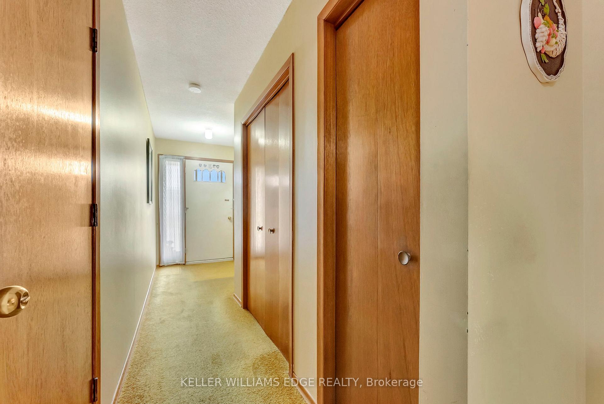 Photo 11 of 33 Lynwood Drive, Hamilton, Stoney Creek — HOMEH