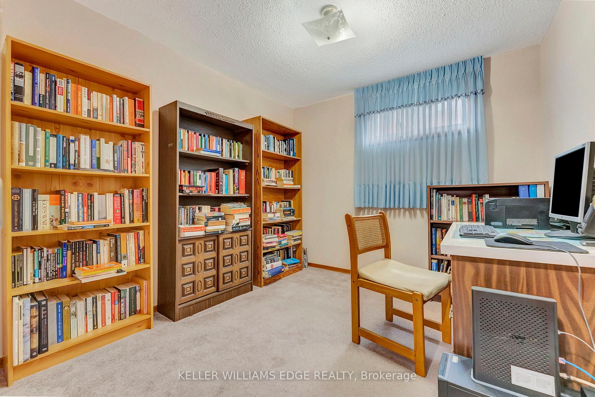 Photo 24 of 33 Lynwood Drive, Hamilton, Stoney Creek — HOMEH