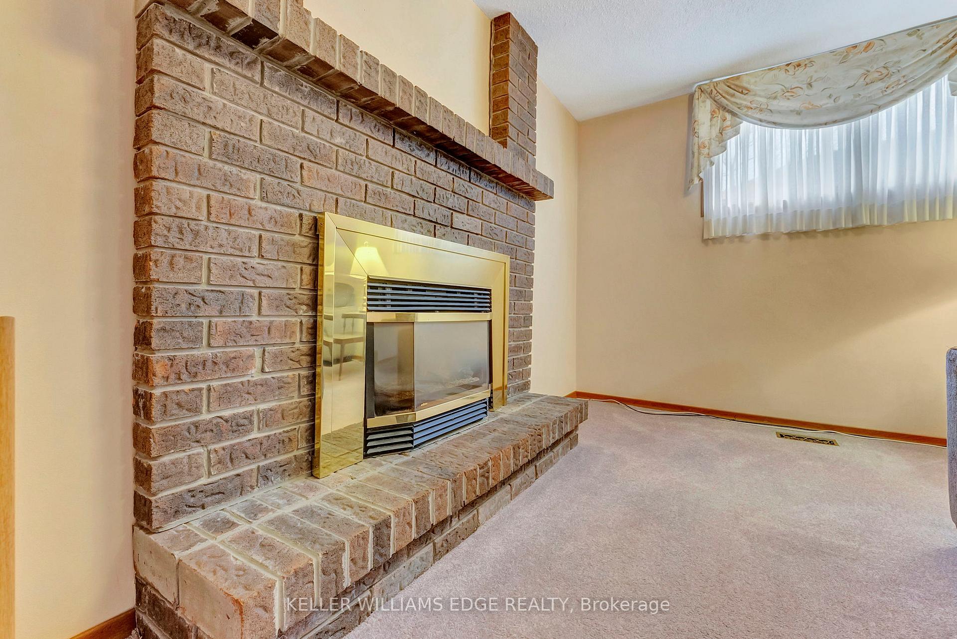 Photo 28 of 33 Lynwood Drive, Hamilton, Stoney Creek — HOMEH