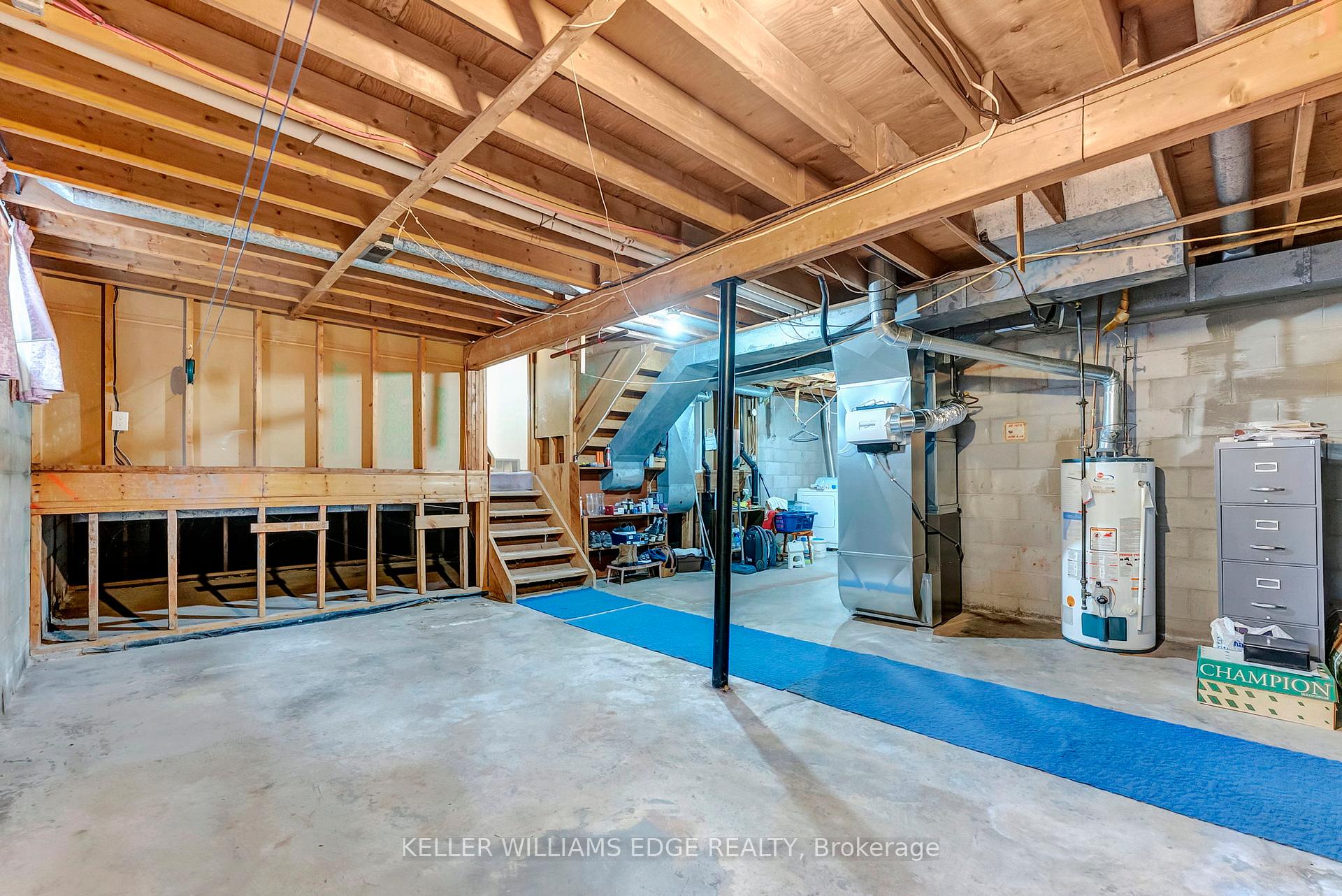 Photo 30 of 33 Lynwood Drive, Hamilton, Stoney Creek — HOMEH