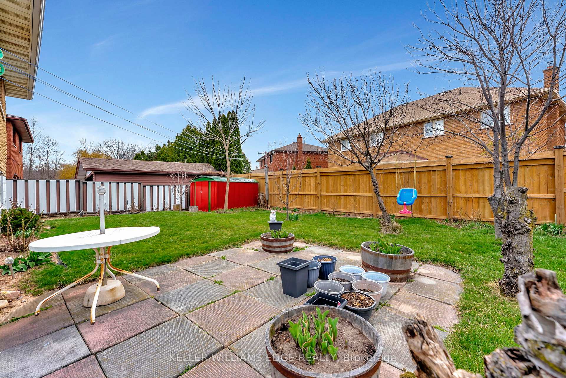 Photo 33 of 33 Lynwood Drive, Hamilton, Stoney Creek — HOMEH