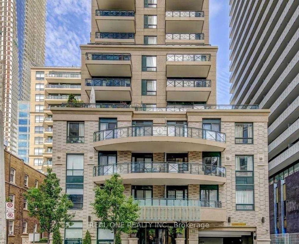 Front of Unit 309, 35 Hayden Street