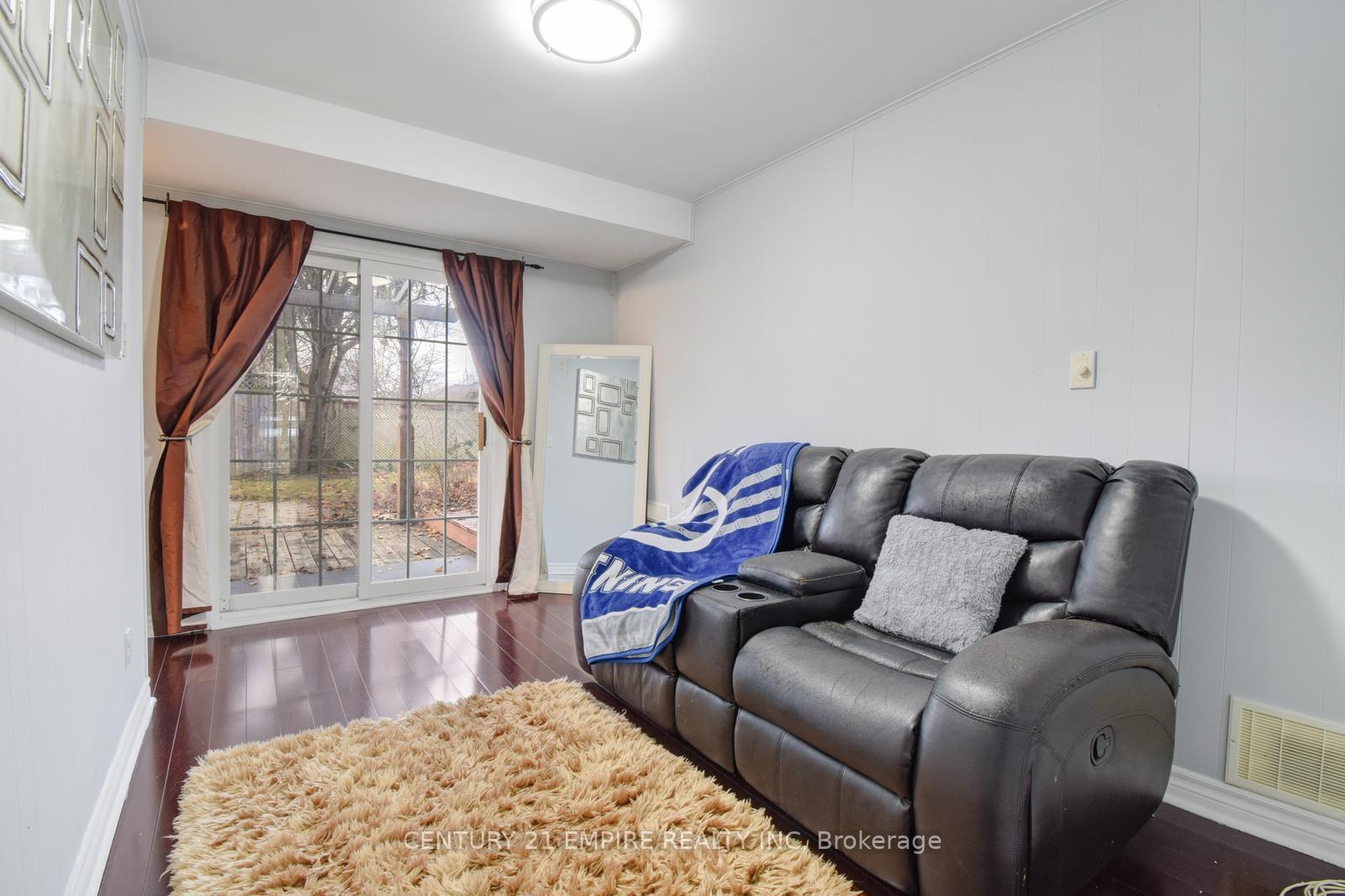 Photo 32 of 29 Flowertown Avenue, Brampton, Northwood Park — HOMEH