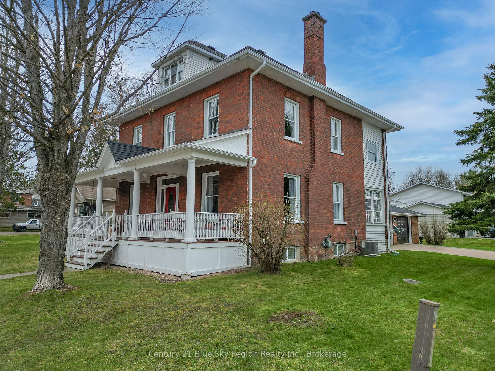Photo 1 of 262 Edward Street, Powassan — HOMEH