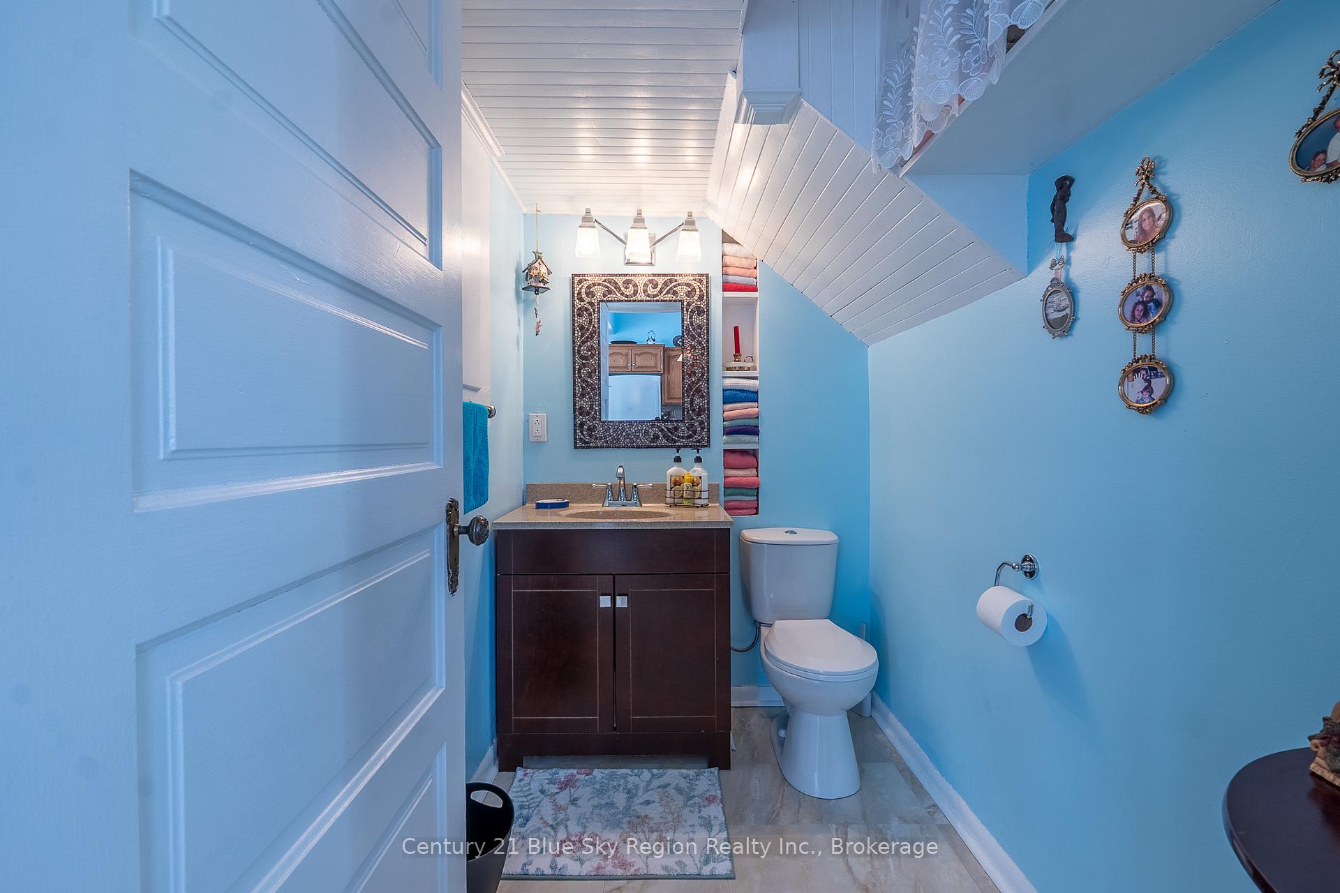 Photo 24 of 262 Edward Street, Powassan — HOMEH
