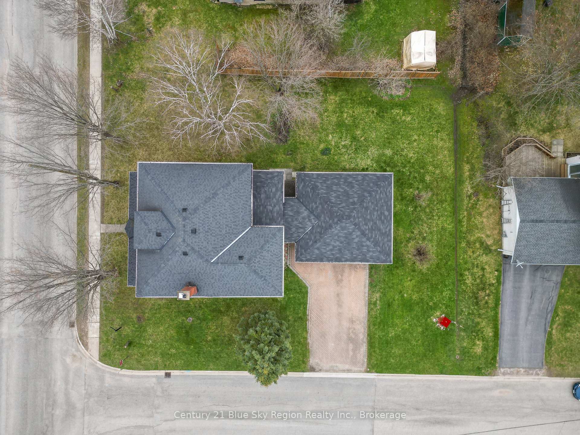 Photo 38 of 262 Edward Street, Powassan — HOMEH