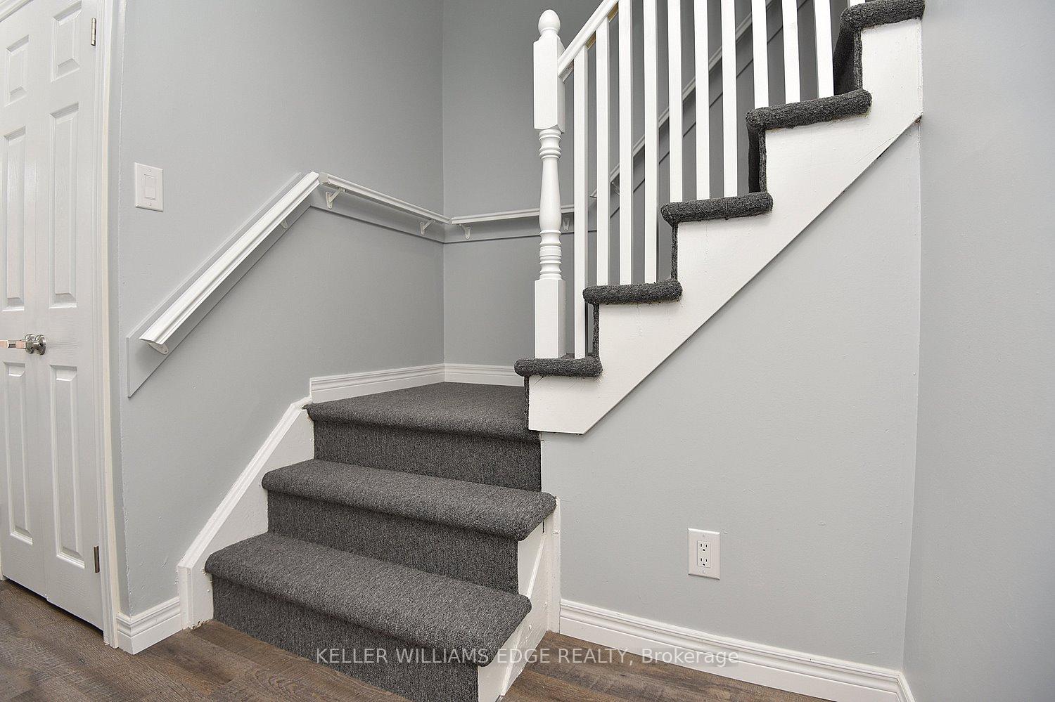 Photo 22 of 16 Simcoe Street E, Hamilton, North End — HOMEH
