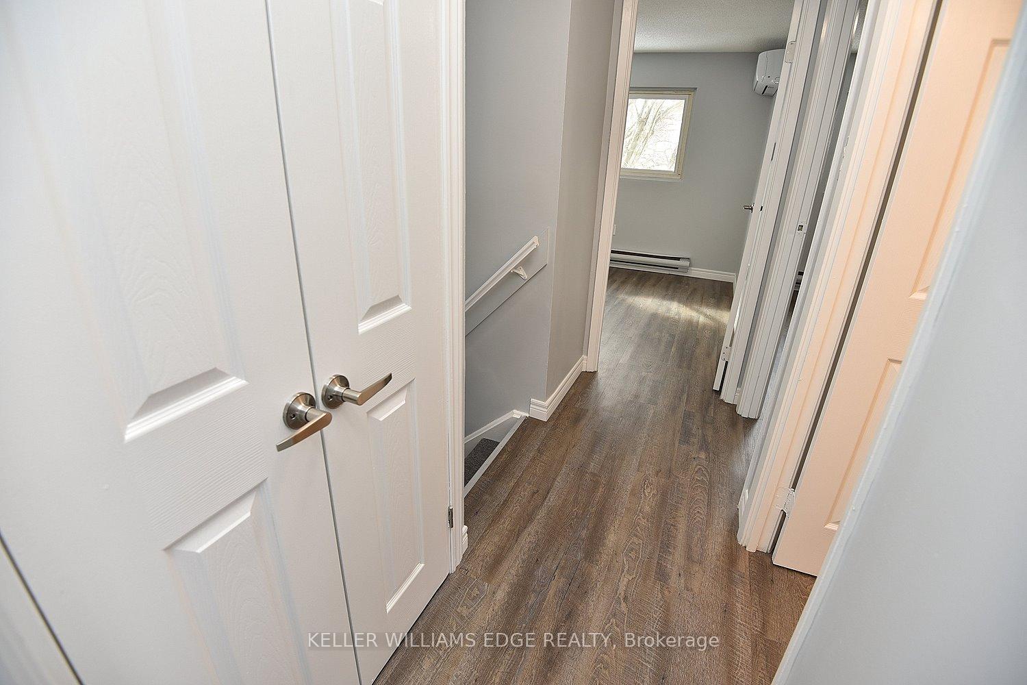 Photo 24 of 16 Simcoe Street E, Hamilton, North End — HOMEH