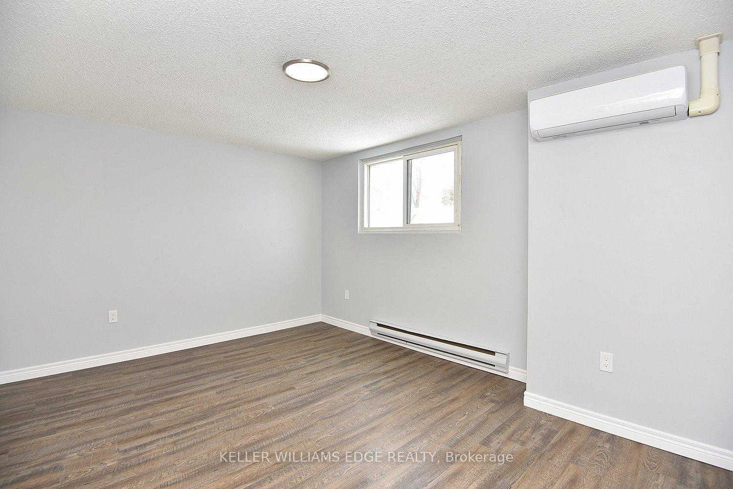 Photo 26 of 16 Simcoe Street E, Hamilton, North End — HOMEH