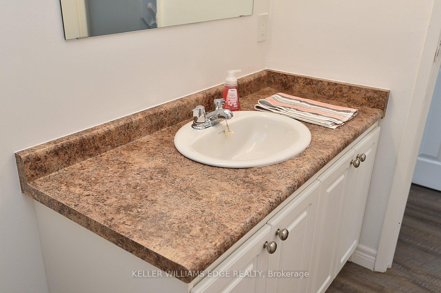 Photo 34 of 16 Simcoe Street E, Hamilton, North End — HOMEH