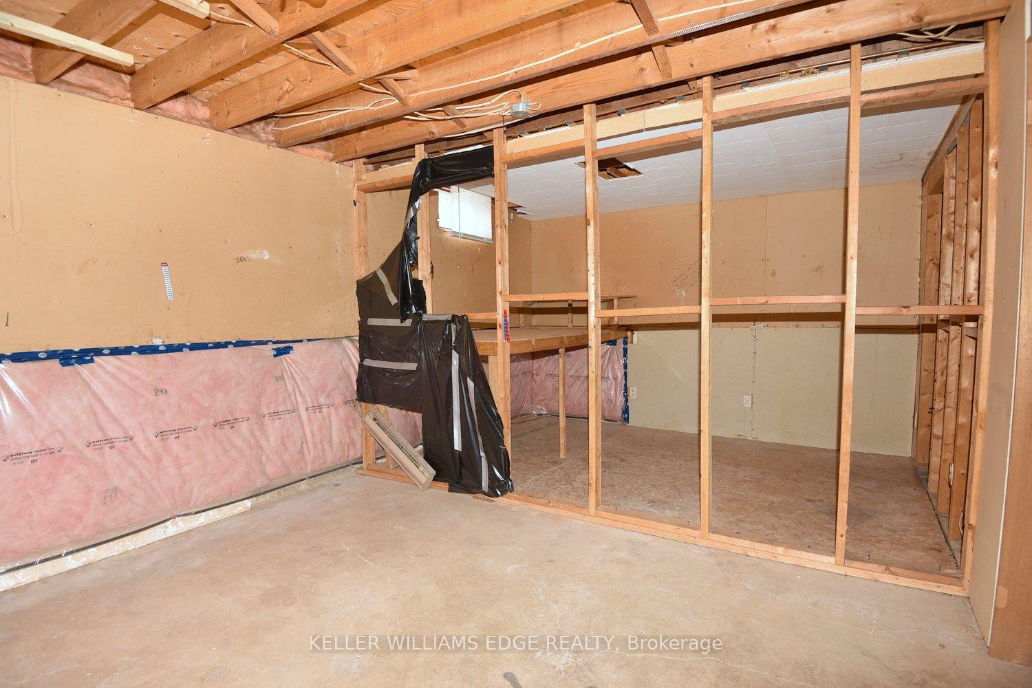 Photo 36 of 16 Simcoe Street E, Hamilton, North End — HOMEH