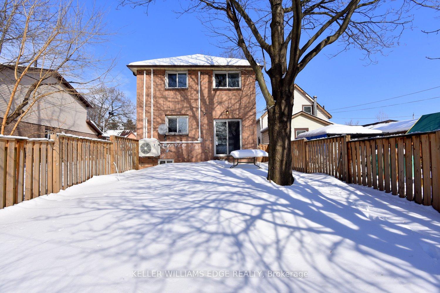 Photo 38 of 16 Simcoe Street E, Hamilton, North End — HOMEH